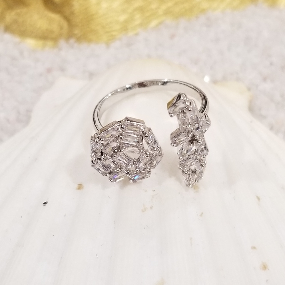Cubic zirconia silver adjustable ring